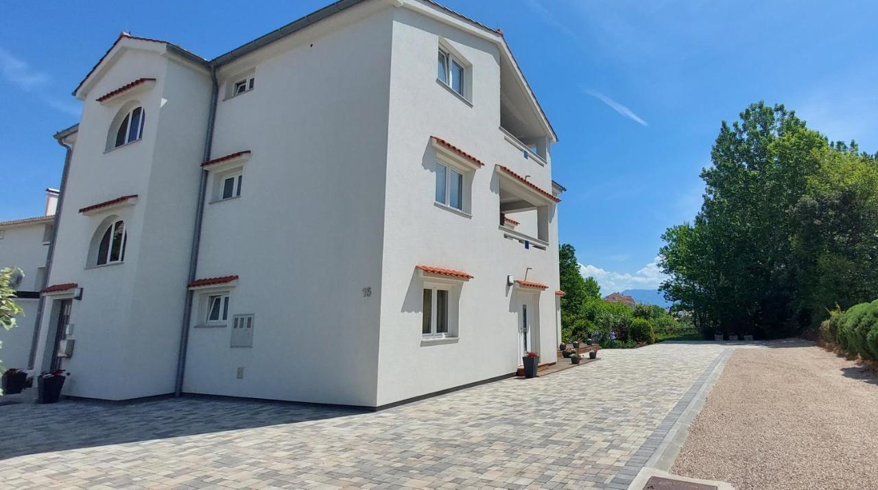Apartments Matea I Baška Buitenkant foto